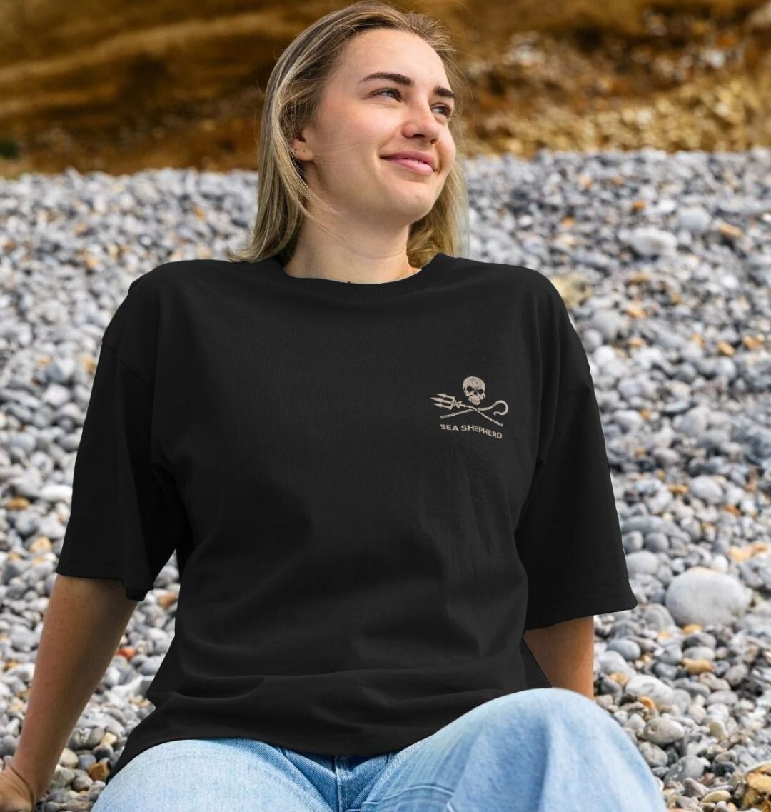 Jolly Roger Oat Oversized Women's T-shirt - Image 3