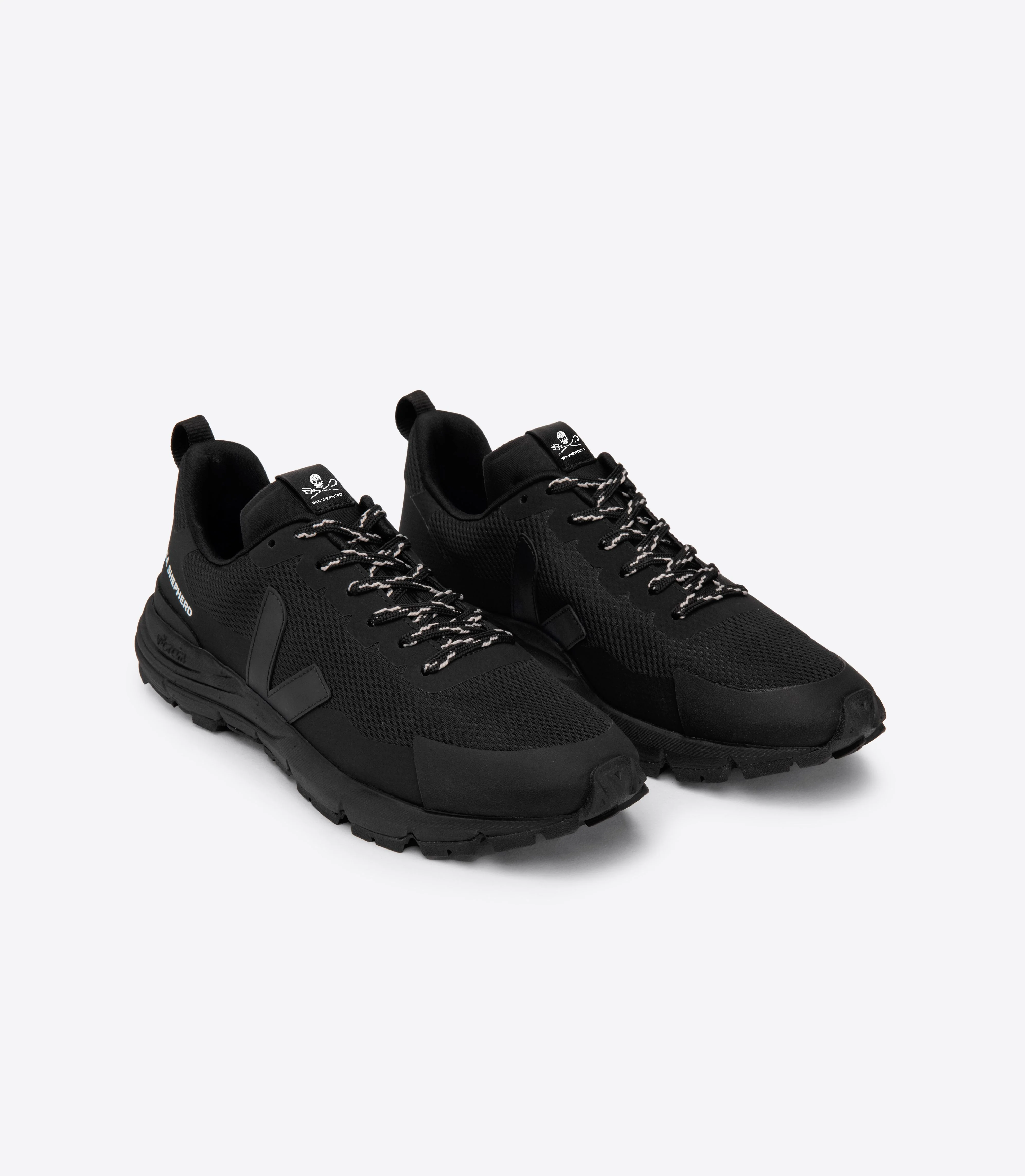Mens Veja Shoes Black - Image 4